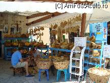 [P15] Magazin cu bureti de mare din Symi » foto by corinne
 - 
<span class="allrVoted glyphicon glyphicon-heart hidden" id="av111163"></span>
<a class="m-l-10 hidden" id="sv111163" onclick="voting_Foto_DelVot(,111163,1588)" role="button">șterge vot <span class="glyphicon glyphicon-remove"></span></a>
<a id="v9111163" class=" c-red"  onclick="voting_Foto_SetVot(111163)" role="button"><span class="glyphicon glyphicon-heart-empty"></span> <b>LIKE</b> = Votează poza</a> <img class="hidden"  id="f111163W9" src="/imagini/loader.gif" border="0" /><span class="AjErrMes hidden" id="e111163ErM"></span>