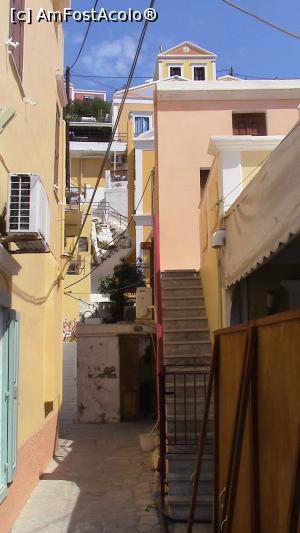 [P37] O straduta din Symi. » foto by ovidiuyepi
 - 
<span class="allrVoted glyphicon glyphicon-heart hidden" id="av1335853"></span>
<a class="m-l-10 hidden" id="sv1335853" onclick="voting_Foto_DelVot(,1335853,1588)" role="button">șterge vot <span class="glyphicon glyphicon-remove"></span></a>
<a id="v91335853" class=" c-red"  onclick="voting_Foto_SetVot(1335853)" role="button"><span class="glyphicon glyphicon-heart-empty"></span> <b>LIKE</b> = Votează poza</a> <img class="hidden"  id="f1335853W9" src="/imagini/loader.gif" border="0" /><span class="AjErrMes hidden" id="e1335853ErM"></span>