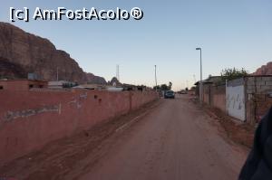 [P35] wadi rum village » foto by fra
 - 
<span class="allrVoted glyphicon glyphicon-heart hidden" id="av957012"></span>
<a class="m-l-10 hidden" id="sv957012" onclick="voting_Foto_DelVot(,957012,1591)" role="button">șterge vot <span class="glyphicon glyphicon-remove"></span></a>
<a id="v9957012" class=" c-red"  onclick="voting_Foto_SetVot(957012)" role="button"><span class="glyphicon glyphicon-heart-empty"></span> <b>LIKE</b> = Votează poza</a> <img class="hidden"  id="f957012W9" src="/imagini/loader.gif" border="0" /><span class="AjErrMes hidden" id="e957012ErM"></span>