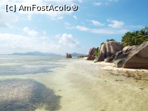 [P33] Anse Source D argemt La Digue » foto by dan39
 - 
<span class="allrVoted glyphicon glyphicon-heart hidden" id="av710541"></span>
<a class="m-l-10 hidden" id="sv710541" onclick="voting_Foto_DelVot(,710541,1613)" role="button">șterge vot <span class="glyphicon glyphicon-remove"></span></a>
<a id="v9710541" class=" c-red"  onclick="voting_Foto_SetVot(710541)" role="button"><span class="glyphicon glyphicon-heart-empty"></span> <b>LIKE</b> = Votează poza</a> <img class="hidden"  id="f710541W9" src="/imagini/loader.gif" border="0" /><span class="AjErrMes hidden" id="e710541ErM"></span>