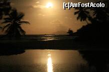 [P16] Rasarit de luna seychellez » foto by mariarosa
 - 
<span class="allrVoted glyphicon glyphicon-heart hidden" id="av205792"></span>
<a class="m-l-10 hidden" id="sv205792" onclick="voting_Foto_DelVot(,205792,1613)" role="button">șterge vot <span class="glyphicon glyphicon-remove"></span></a>
<a id="v9205792" class=" c-red"  onclick="voting_Foto_SetVot(205792)" role="button"><span class="glyphicon glyphicon-heart-empty"></span> <b>LIKE</b> = Votează poza</a> <img class="hidden"  id="f205792W9" src="/imagini/loader.gif" border="0" /><span class="AjErrMes hidden" id="e205792ErM"></span>
