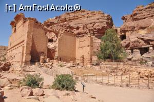 [P26] Qasr Al Bint Templul de forma patrata, primul si cel mai important templu din Petra » foto by alunelu69
 - 
<span class="allrVoted glyphicon glyphicon-heart hidden" id="av953902"></span>
<a class="m-l-10 hidden" id="sv953902" onclick="voting_Foto_DelVot(,953902,1615)" role="button">șterge vot <span class="glyphicon glyphicon-remove"></span></a>
<a id="v9953902" class=" c-red"  onclick="voting_Foto_SetVot(953902)" role="button"><span class="glyphicon glyphicon-heart-empty"></span> <b>LIKE</b> = Votează poza</a> <img class="hidden"  id="f953902W9" src="/imagini/loader.gif" border="0" /><span class="AjErrMes hidden" id="e953902ErM"></span>