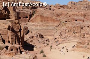 [P17] Petra, Marele Teatru văzut de sus, superbă culoare » foto by mprofeanu
 - 
<span class="allrVoted glyphicon glyphicon-heart hidden" id="av923734"></span>
<a class="m-l-10 hidden" id="sv923734" onclick="voting_Foto_DelVot(,923734,1615)" role="button">șterge vot <span class="glyphicon glyphicon-remove"></span></a>
<a id="v9923734" class=" c-red"  onclick="voting_Foto_SetVot(923734)" role="button"><span class="glyphicon glyphicon-heart-empty"></span> <b>LIKE</b> = Votează poza</a> <img class="hidden"  id="f923734W9" src="/imagini/loader.gif" border="0" /><span class="AjErrMes hidden" id="e923734ErM"></span>