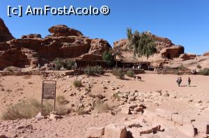 [P31] Petra, Piața din fața Mănăstirei, se văd restaurantele » foto by mprofeanu
 - 
<span class="allrVoted glyphicon glyphicon-heart hidden" id="av923748"></span>
<a class="m-l-10 hidden" id="sv923748" onclick="voting_Foto_DelVot(,923748,1615)" role="button">șterge vot <span class="glyphicon glyphicon-remove"></span></a>
<a id="v9923748" class=" c-red"  onclick="voting_Foto_SetVot(923748)" role="button"><span class="glyphicon glyphicon-heart-empty"></span> <b>LIKE</b> = Votează poza</a> <img class="hidden"  id="f923748W9" src="/imagini/loader.gif" border="0" /><span class="AjErrMes hidden" id="e923748ErM"></span>