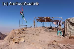 [P39] Petra, Point View pentru canion » foto by mprofeanu
 - 
<span class="allrVoted glyphicon glyphicon-heart hidden" id="av923756"></span>
<a class="m-l-10 hidden" id="sv923756" onclick="voting_Foto_DelVot(,923756,1615)" role="button">șterge vot <span class="glyphicon glyphicon-remove"></span></a>
<a id="v9923756" class=" c-red"  onclick="voting_Foto_SetVot(923756)" role="button"><span class="glyphicon glyphicon-heart-empty"></span> <b>LIKE</b> = Votează poza</a> <img class="hidden"  id="f923756W9" src="/imagini/loader.gif" border="0" /><span class="AjErrMes hidden" id="e923756ErM"></span>