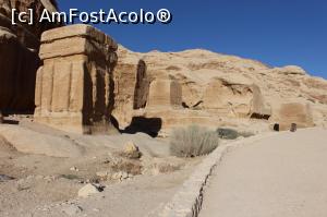 [P05] Petra, Blocurile de piatră Djinn » foto by mprofeanu
 - 
<span class="allrVoted glyphicon glyphicon-heart hidden" id="av923722"></span>
<a class="m-l-10 hidden" id="sv923722" onclick="voting_Foto_DelVot(,923722,1615)" role="button">șterge vot <span class="glyphicon glyphicon-remove"></span></a>
<a id="v9923722" class=" c-red"  onclick="voting_Foto_SetVot(923722)" role="button"><span class="glyphicon glyphicon-heart-empty"></span> <b>LIKE</b> = Votează poza</a> <img class="hidden"  id="f923722W9" src="/imagini/loader.gif" border="0" /><span class="AjErrMes hidden" id="e923722ErM"></span>