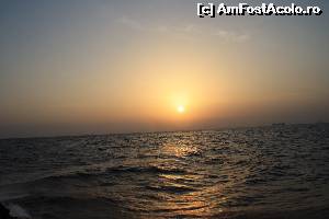 [P02] rasarit de soare peste Golful Aqaba » foto by Pami*
 - 
<span class="allrVoted glyphicon glyphicon-heart hidden" id="av594711"></span>
<a class="m-l-10 hidden" id="sv594711" onclick="voting_Foto_DelVot(,594711,1615)" role="button">șterge vot <span class="glyphicon glyphicon-remove"></span></a>
<a id="v9594711" class=" c-red"  onclick="voting_Foto_SetVot(594711)" role="button"><span class="glyphicon glyphicon-heart-empty"></span> <b>LIKE</b> = Votează poza</a> <img class="hidden"  id="f594711W9" src="/imagini/loader.gif" border="0" /><span class="AjErrMes hidden" id="e594711ErM"></span>