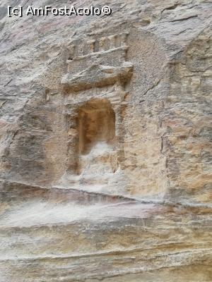[P05] Dăltuire antică în peretele Siq-ului » foto by Marius 72
 - 
<span class="allrVoted glyphicon glyphicon-heart hidden" id="av1151923"></span>
<a class="m-l-10 hidden" id="sv1151923" onclick="voting_Foto_DelVot(,1151923,1615)" role="button">șterge vot <span class="glyphicon glyphicon-remove"></span></a>
<a id="v91151923" class=" c-red"  onclick="voting_Foto_SetVot(1151923)" role="button"><span class="glyphicon glyphicon-heart-empty"></span> <b>LIKE</b> = Votează poza</a> <img class="hidden"  id="f1151923W9" src="/imagini/loader.gif" border="0" /><span class="AjErrMes hidden" id="e1151923ErM"></span>