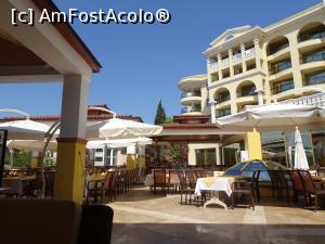 [P51] Marina Royal Palace - pe terasa restaurantului » foto by nicole33
 - 
<span class="allrVoted glyphicon glyphicon-heart hidden" id="av1270451"></span>
<a class="m-l-10 hidden" id="sv1270451" onclick="voting_Foto_DelVot(,1270451,1618)" role="button">șterge vot <span class="glyphicon glyphicon-remove"></span></a>
<a id="v91270451" class=" c-red"  onclick="voting_Foto_SetVot(1270451)" role="button"><span class="glyphicon glyphicon-heart-empty"></span> <b>LIKE</b> = Votează poza</a> <img class="hidden"  id="f1270451W9" src="/imagini/loader.gif" border="0" /><span class="AjErrMes hidden" id="e1270451ErM"></span>