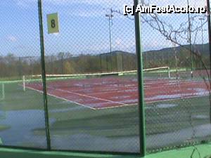 [P26] Marina Royal Palace - unul din cele zece terenuri de tenis » foto by nicole33
 - 
<span class="allrVoted glyphicon glyphicon-heart hidden" id="av508816"></span>
<a class="m-l-10 hidden" id="sv508816" onclick="voting_Foto_DelVot(,508816,1618)" role="button">șterge vot <span class="glyphicon glyphicon-remove"></span></a>
<a id="v9508816" class=" c-red"  onclick="voting_Foto_SetVot(508816)" role="button"><span class="glyphicon glyphicon-heart-empty"></span> <b>LIKE</b> = Votează poza</a> <img class="hidden"  id="f508816W9" src="/imagini/loader.gif" border="0" /><span class="AjErrMes hidden" id="e508816ErM"></span>