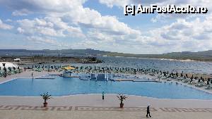[P41] Marina Royal Palace - piscina, digul și marea » foto by nicole33
 - 
<span class="allrVoted glyphicon glyphicon-heart hidden" id="av508831"></span>
<a class="m-l-10 hidden" id="sv508831" onclick="voting_Foto_DelVot(,508831,1618)" role="button">șterge vot <span class="glyphicon glyphicon-remove"></span></a>
<a id="v9508831" class=" c-red"  onclick="voting_Foto_SetVot(508831)" role="button"><span class="glyphicon glyphicon-heart-empty"></span> <b>LIKE</b> = Votează poza</a> <img class="hidden"  id="f508831W9" src="/imagini/loader.gif" border="0" /><span class="AjErrMes hidden" id="e508831ErM"></span>