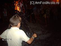 [P24] Intr-o seara, a fost o petrecere pe plaja. Desi vremea nu a tinut cu noi, - a plouat un pic, la inceput - a iesit destul de bine. Un foc de tabara nu asa de mare ca-n Antalya, dar dragut. » foto by tm67bru
 - 
<span class="allrVoted glyphicon glyphicon-heart hidden" id="av12012"></span>
<a class="m-l-10 hidden" id="sv12012" onclick="voting_Foto_DelVot(,12012,1618)" role="button">șterge vot <span class="glyphicon glyphicon-remove"></span></a>
<a id="v912012" class=" c-red"  onclick="voting_Foto_SetVot(12012)" role="button"><span class="glyphicon glyphicon-heart-empty"></span> <b>LIKE</b> = Votează poza</a> <img class="hidden"  id="f12012W9" src="/imagini/loader.gif" border="0" /><span class="AjErrMes hidden" id="e12012ErM"></span>