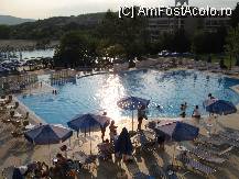 [P11] piscina Royal Marina - poza facuta de pe terasa rstaurantului principal » foto by molko*
 - 
<span class="allrVoted glyphicon glyphicon-heart hidden" id="av33074"></span>
<a class="m-l-10 hidden" id="sv33074" onclick="voting_Foto_DelVot(,33074,1618)" role="button">șterge vot <span class="glyphicon glyphicon-remove"></span></a>
<a id="v933074" class=" c-red"  onclick="voting_Foto_SetVot(33074)" role="button"><span class="glyphicon glyphicon-heart-empty"></span> <b>LIKE</b> = Votează poza</a> <img class="hidden"  id="f33074W9" src="/imagini/loader.gif" border="0" /><span class="AjErrMes hidden" id="e33074ErM"></span>