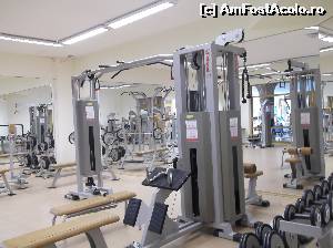 [P12] Sala de sport!  » foto by balasa violeta
 - 
<span class="allrVoted glyphicon glyphicon-heart hidden" id="av615917"></span>
<a class="m-l-10 hidden" id="sv615917" onclick="voting_Foto_DelVot(,615917,1618)" role="button">șterge vot <span class="glyphicon glyphicon-remove"></span></a>
<a id="v9615917" class=" c-red"  onclick="voting_Foto_SetVot(615917)" role="button"><span class="glyphicon glyphicon-heart-empty"></span> <b>LIKE</b> = Votează poza</a> <img class="hidden"  id="f615917W9" src="/imagini/loader.gif" border="0" /><span class="AjErrMes hidden" id="e615917ErM"></span>