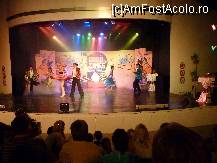 [P07] seara cu muzica rock and roll (baiatul in rosu e seful dansatorilor, romanasul nostru Zoli) » foto by mamimiha*
 - 
<span class="allrVoted glyphicon glyphicon-heart hidden" id="av85120"></span>
<a class="m-l-10 hidden" id="sv85120" onclick="voting_Foto_DelVot(,85120,1618)" role="button">șterge vot <span class="glyphicon glyphicon-remove"></span></a>
<a id="v985120" class=" c-red"  onclick="voting_Foto_SetVot(85120)" role="button"><span class="glyphicon glyphicon-heart-empty"></span> <b>LIKE</b> = Votează poza</a> <img class="hidden"  id="f85120W9" src="/imagini/loader.gif" border="0" /><span class="AjErrMes hidden" id="e85120ErM"></span>
