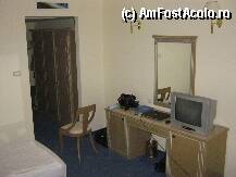 [P19] Televizorul (laptopul era al meu) nu mergea internetul in camera, decat contra cost in hotelul de langa » foto by mugur007
 - 
<span class="allrVoted glyphicon glyphicon-heart hidden" id="av73137"></span>
<a class="m-l-10 hidden" id="sv73137" onclick="voting_Foto_DelVot(,73137,1618)" role="button">șterge vot <span class="glyphicon glyphicon-remove"></span></a>
<a id="v973137" class=" c-red"  onclick="voting_Foto_SetVot(73137)" role="button"><span class="glyphicon glyphicon-heart-empty"></span> <b>LIKE</b> = Votează poza</a> <img class="hidden"  id="f73137W9" src="/imagini/loader.gif" border="0" /><span class="AjErrMes hidden" id="e73137ErM"></span>