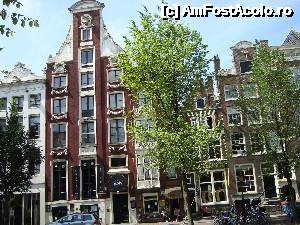 [P23] Teatru Odeon din capitala -arhitectura tipic olandeza » foto by mireille
 - 
<span class="allrVoted glyphicon glyphicon-heart hidden" id="av486467"></span>
<a class="m-l-10 hidden" id="sv486467" onclick="voting_Foto_DelVot(,486467,1639)" role="button">șterge vot <span class="glyphicon glyphicon-remove"></span></a>
<a id="v9486467" class=" c-red"  onclick="voting_Foto_SetVot(486467)" role="button"><span class="glyphicon glyphicon-heart-empty"></span> <b>LIKE</b> = Votează poza</a> <img class="hidden"  id="f486467W9" src="/imagini/loader.gif" border="0" /><span class="AjErrMes hidden" id="e486467ErM"></span>