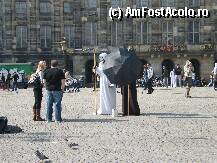 [P06] death... in piata Dom » foto by chelie_d
 - 
<span class="allrVoted glyphicon glyphicon-heart hidden" id="av36175"></span>
<a class="m-l-10 hidden" id="sv36175" onclick="voting_Foto_DelVot(,36175,1639)" role="button">șterge vot <span class="glyphicon glyphicon-remove"></span></a>
<a id="v936175" class=" c-red"  onclick="voting_Foto_SetVot(36175)" role="button"><span class="glyphicon glyphicon-heart-empty"></span> <b>LIKE</b> = Votează poza</a> <img class="hidden"  id="f36175W9" src="/imagini/loader.gif" border="0" /><span class="AjErrMes hidden" id="e36175ErM"></span>