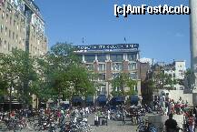 [P08] Tot Piata Dam cu Grand Hotel Krasnapolsky, din buricul targului » foto by ileanaxperta*
 - 
<span class="allrVoted glyphicon glyphicon-heart hidden" id="av173428"></span>
<a class="m-l-10 hidden" id="sv173428" onclick="voting_Foto_DelVot(,173428,1639)" role="button">șterge vot <span class="glyphicon glyphicon-remove"></span></a>
<a id="v9173428" class=" c-red"  onclick="voting_Foto_SetVot(173428)" role="button"><span class="glyphicon glyphicon-heart-empty"></span> <b>LIKE</b> = Votează poza</a> <img class="hidden"  id="f173428W9" src="/imagini/loader.gif" border="0" /><span class="AjErrMes hidden" id="e173428ErM"></span>