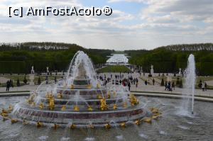 [P14] Fantana in Versailles (in fundal Grand Canal)  » foto by AZE
 - 
<span class="allrVoted glyphicon glyphicon-heart hidden" id="av849980"></span>
<a class="m-l-10 hidden" id="sv849980" onclick="voting_Foto_DelVot(,849980,1684)" role="button">șterge vot <span class="glyphicon glyphicon-remove"></span></a>
<a id="v9849980" class=" c-red"  onclick="voting_Foto_SetVot(849980)" role="button"><span class="glyphicon glyphicon-heart-empty"></span> <b>LIKE</b> = Votează poza</a> <img class="hidden"  id="f849980W9" src="/imagini/loader.gif" border="0" /><span class="AjErrMes hidden" id="e849980ErM"></span>