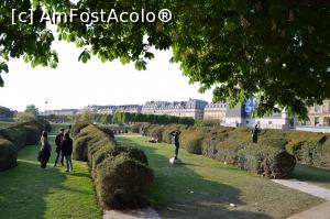 [P02] Intrând în Grădinile Tuileries » foto by AZE
 - 
<span class="allrVoted glyphicon glyphicon-heart hidden" id="av896413"></span>
<a class="m-l-10 hidden" id="sv896413" onclick="voting_Foto_DelVot(,896413,1684)" role="button">șterge vot <span class="glyphicon glyphicon-remove"></span></a>
<a id="v9896413" class=" c-red"  onclick="voting_Foto_SetVot(896413)" role="button"><span class="glyphicon glyphicon-heart-empty"></span> <b>LIKE</b> = Votează poza</a> <img class="hidden"  id="f896413W9" src="/imagini/loader.gif" border="0" /><span class="AjErrMes hidden" id="e896413ErM"></span>