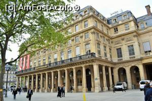 [P12] La comedie francaise-fostul teatru regal din piata Colette » foto by AZE
 - 
<span class="allrVoted glyphicon glyphicon-heart hidden" id="av899023"></span>
<a class="m-l-10 hidden" id="sv899023" onclick="voting_Foto_DelVot(,899023,1684)" role="button">șterge vot <span class="glyphicon glyphicon-remove"></span></a>
<a id="v9899023" class=" c-red"  onclick="voting_Foto_SetVot(899023)" role="button"><span class="glyphicon glyphicon-heart-empty"></span> <b>LIKE</b> = Votează poza</a> <img class="hidden"  id="f899023W9" src="/imagini/loader.gif" border="0" /><span class="AjErrMes hidden" id="e899023ErM"></span>
