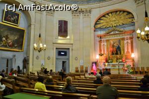 [P07] În timpul slujbei-interior biserică Eglise Notre-Dame de l, Assomption » foto by AZE
 - 
<span class="allrVoted glyphicon glyphicon-heart hidden" id="av899888"></span>
<a class="m-l-10 hidden" id="sv899888" onclick="voting_Foto_DelVot(,899888,1684)" role="button">șterge vot <span class="glyphicon glyphicon-remove"></span></a>
<a id="v9899888" class=" c-red"  onclick="voting_Foto_SetVot(899888)" role="button"><span class="glyphicon glyphicon-heart-empty"></span> <b>LIKE</b> = Votează poza</a> <img class="hidden"  id="f899888W9" src="/imagini/loader.gif" border="0" /><span class="AjErrMes hidden" id="e899888ErM"></span>