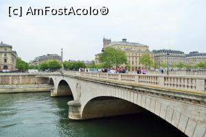 [P05] Pont au Change (în fundal turnul Saint Jacques, piața și teatrul Chatelet și Ville)  » foto by AZE
 - 
<span class="allrVoted glyphicon glyphicon-heart hidden" id="av904961"></span>
<a class="m-l-10 hidden" id="sv904961" onclick="voting_Foto_DelVot(,904961,1684)" role="button">șterge vot <span class="glyphicon glyphicon-remove"></span></a>
<a id="v9904961" class=" c-red"  onclick="voting_Foto_SetVot(904961)" role="button"><span class="glyphicon glyphicon-heart-empty"></span> <b>LIKE</b> = Votează poza</a> <img class="hidden"  id="f904961W9" src="/imagini/loader.gif" border="0" /><span class="AjErrMes hidden" id="e904961ErM"></span>