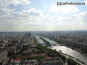 [P05] Priveliste din Turnul Eiffel - Sena » foto by DepartureGate7
 - 
<span class="allrVoted glyphicon glyphicon-heart hidden" id="av595387"></span>
<a class="m-l-10 hidden" id="sv595387" onclick="voting_Foto_DelVot(,595387,1684)" role="button">șterge vot <span class="glyphicon glyphicon-remove"></span></a>
<a id="v9595387" class=" c-red"  onclick="voting_Foto_SetVot(595387)" role="button"><span class="glyphicon glyphicon-heart-empty"></span> <b>LIKE</b> = Votează poza</a> <img class="hidden"  id="f595387W9" src="/imagini/loader.gif" border="0" /><span class="AjErrMes hidden" id="e595387ErM"></span>