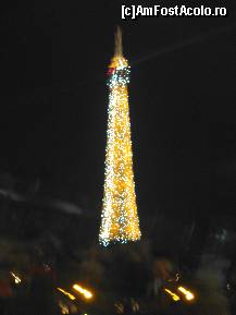 [P05] tour eiffel in milioane de sclipiri » foto by cosminp
 - 
<span class="allrVoted glyphicon glyphicon-heart hidden" id="av39450"></span>
<a class="m-l-10 hidden" id="sv39450" onclick="voting_Foto_DelVot(,39450,1684)" role="button">șterge vot <span class="glyphicon glyphicon-remove"></span></a>
<a id="v939450" class=" c-red"  onclick="voting_Foto_SetVot(39450)" role="button"><span class="glyphicon glyphicon-heart-empty"></span> <b>LIKE</b> = Votează poza</a> <img class="hidden"  id="f39450W9" src="/imagini/loader.gif" border="0" /><span class="AjErrMes hidden" id="e39450ErM"></span>