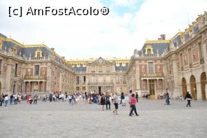[P05] Curtea interioara Versailles » foto by Dimosu
 - 
<span class="allrVoted glyphicon glyphicon-heart hidden" id="av1015239"></span>
<a class="m-l-10 hidden" id="sv1015239" onclick="voting_Foto_DelVot(,1015239,1684)" role="button">șterge vot <span class="glyphicon glyphicon-remove"></span></a>
<a id="v91015239" class=" c-red"  onclick="voting_Foto_SetVot(1015239)" role="button"><span class="glyphicon glyphicon-heart-empty"></span> <b>LIKE</b> = Votează poza</a> <img class="hidden"  id="f1015239W9" src="/imagini/loader.gif" border="0" /><span class="AjErrMes hidden" id="e1015239ErM"></span>