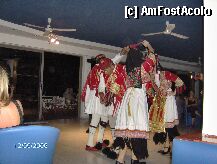 [P07] seara greceasca la barul hotelului » foto by bitnic
 - 
<span class="allrVoted glyphicon glyphicon-heart hidden" id="av5607"></span>
<a class="m-l-10 hidden" id="sv5607" onclick="voting_Foto_DelVot(,5607,1690)" role="button">șterge vot <span class="glyphicon glyphicon-remove"></span></a>
<a id="v95607" class=" c-red"  onclick="voting_Foto_SetVot(5607)" role="button"><span class="glyphicon glyphicon-heart-empty"></span> <b>LIKE</b> = Votează poza</a> <img class="hidden"  id="f5607W9" src="/imagini/loader.gif" border="0" /><span class="AjErrMes hidden" id="e5607ErM"></span>