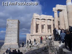 [P10] Acropole - Propylaia, intrarea principală prin care treci ca să ajungi la temple » foto by Aurici
 - 
<span class="allrVoted glyphicon glyphicon-heart hidden" id="av1064254"></span>
<a class="m-l-10 hidden" id="sv1064254" onclick="voting_Foto_DelVot(,1064254,1710)" role="button">șterge vot <span class="glyphicon glyphicon-remove"></span></a>
<a id="v91064254" class=" c-red"  onclick="voting_Foto_SetVot(1064254)" role="button"><span class="glyphicon glyphicon-heart-empty"></span> <b>LIKE</b> = Votează poza</a> <img class="hidden"  id="f1064254W9" src="/imagini/loader.gif" border="0" /><span class="AjErrMes hidden" id="e1064254ErM"></span>