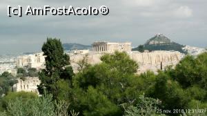 [P41] Vedere spre Acropole și colina Lykavittos (în spate) de pe colina Filopappos.  » foto by Aurici
 - 
<span class="allrVoted glyphicon glyphicon-heart hidden" id="av1064290"></span>
<a class="m-l-10 hidden" id="sv1064290" onclick="voting_Foto_DelVot(,1064290,1710)" role="button">șterge vot <span class="glyphicon glyphicon-remove"></span></a>
<a id="v91064290" class=" c-red"  onclick="voting_Foto_SetVot(1064290)" role="button"><span class="glyphicon glyphicon-heart-empty"></span> <b>LIKE</b> = Votează poza</a> <img class="hidden"  id="f1064290W9" src="/imagini/loader.gif" border="0" /><span class="AjErrMes hidden" id="e1064290ErM"></span>