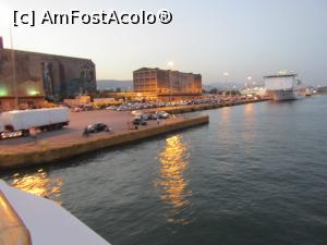 [P13] Ne apropiem de Portul Pireu » foto by roxi-nico
 - 
<span class="allrVoted glyphicon glyphicon-heart hidden" id="av891391"></span>
<a class="m-l-10 hidden" id="sv891391" onclick="voting_Foto_DelVot(,891391,1710)" role="button">șterge vot <span class="glyphicon glyphicon-remove"></span></a>
<a id="v9891391" class=" c-red"  onclick="voting_Foto_SetVot(891391)" role="button"><span class="glyphicon glyphicon-heart-empty"></span> <b>LIKE</b> = Votează poza</a> <img class="hidden"  id="f891391W9" src="/imagini/loader.gif" border="0" /><span class="AjErrMes hidden" id="e891391ErM"></span>