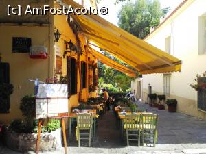 [P11] Taverna Zorbas din micul cartier Anafiotika » foto by Carmen Ion
 - 
<span class="allrVoted glyphicon glyphicon-heart hidden" id="av1038542"></span>
<a class="m-l-10 hidden" id="sv1038542" onclick="voting_Foto_DelVot(,1038542,1710)" role="button">șterge vot <span class="glyphicon glyphicon-remove"></span></a>
<a id="v91038542" class=" c-red"  onclick="voting_Foto_SetVot(1038542)" role="button"><span class="glyphicon glyphicon-heart-empty"></span> <b>LIKE</b> = Votează poza</a> <img class="hidden"  id="f1038542W9" src="/imagini/loader.gif" border="0" /><span class="AjErrMes hidden" id="e1038542ErM"></span>