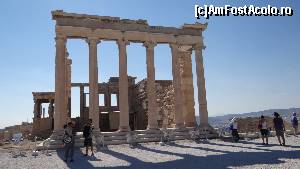 [P23] Erechteionul » foto by Camelia19
 - 
<span class="allrVoted glyphicon glyphicon-heart hidden" id="av565633"></span>
<a class="m-l-10 hidden" id="sv565633" onclick="voting_Foto_DelVot(,565633,1710)" role="button">șterge vot <span class="glyphicon glyphicon-remove"></span></a>
<a id="v9565633" class=" c-red"  onclick="voting_Foto_SetVot(565633)" role="button"><span class="glyphicon glyphicon-heart-empty"></span> <b>LIKE</b> = Votează poza</a> <img class="hidden"  id="f565633W9" src="/imagini/loader.gif" border="0" /><span class="AjErrMes hidden" id="e565633ErM"></span>