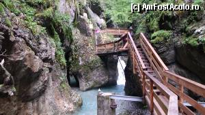 [P11] Seisenberg Klamm - intrăm între pereții prin care apa și-a sfredelit drumul » foto by Dragoș_MD
 - 
<span class="allrVoted glyphicon glyphicon-heart hidden" id="av382034"></span>
<a class="m-l-10 hidden" id="sv382034" onclick="voting_Foto_DelVot(,382034,1732)" role="button">șterge vot <span class="glyphicon glyphicon-remove"></span></a>
<a id="v9382034" class=" c-red"  onclick="voting_Foto_SetVot(382034)" role="button"><span class="glyphicon glyphicon-heart-empty"></span> <b>LIKE</b> = Votează poza</a> <img class="hidden"  id="f382034W9" src="/imagini/loader.gif" border="0" /><span class="AjErrMes hidden" id="e382034ErM"></span>