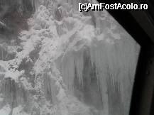[P5x] Tot la cascada inghetata. » foto by vini
 - 
<span class="allrVoted glyphicon glyphicon-heart hidden" id="av39684"></span>
<a class="m-l-10 hidden" id="sv39684" onclick="voting_Foto_DelVot(,39684,1732)" role="button">șterge vot <span class="glyphicon glyphicon-remove"></span></a>
<a id="v939684" class=" c-red"  onclick="voting_Foto_SetVot(39684)" role="button"><span class="glyphicon glyphicon-heart-empty"></span> <b>LIKE</b> = Votează poza</a> <img class="hidden"  id="f39684W9" src="/imagini/loader.gif" border="0" /><span class="AjErrMes hidden" id="e39684ErM"></span>