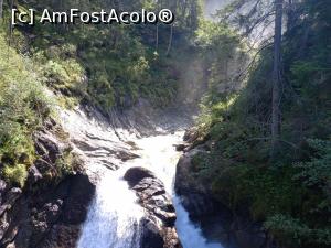 [P14] Cascada Krimml  văzută de pe platforma Jaga Sprung » foto by Mika
 - 
<span class="allrVoted glyphicon glyphicon-heart hidden" id="av1289177"></span>
<a class="m-l-10 hidden" id="sv1289177" onclick="voting_Foto_DelVot(,1289177,1735)" role="button">șterge vot <span class="glyphicon glyphicon-remove"></span></a>
<a id="v91289177" class=" c-red"  onclick="voting_Foto_SetVot(1289177)" role="button"><span class="glyphicon glyphicon-heart-empty"></span> <b>LIKE</b> = Votează poza</a> <img class="hidden"  id="f1289177W9" src="/imagini/loader.gif" border="0" /><span class="AjErrMes hidden" id="e1289177ErM"></span>