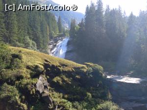 [P17] Cascada Krimml » foto by Mika
 - 
<span class="allrVoted glyphicon glyphicon-heart hidden" id="av1289180"></span>
<a class="m-l-10 hidden" id="sv1289180" onclick="voting_Foto_DelVot(,1289180,1735)" role="button">șterge vot <span class="glyphicon glyphicon-remove"></span></a>
<a id="v91289180" class=" c-red"  onclick="voting_Foto_SetVot(1289180)" role="button"><span class="glyphicon glyphicon-heart-empty"></span> <b>LIKE</b> = Votează poza</a> <img class="hidden"  id="f1289180W9" src="/imagini/loader.gif" border="0" /><span class="AjErrMes hidden" id="e1289180ErM"></span>