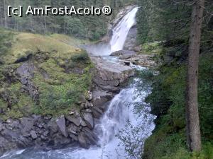 [P44] Cascada Krimml » foto by Mika
 - 
<span class="allrVoted glyphicon glyphicon-heart hidden" id="av1289207"></span>
<a class="m-l-10 hidden" id="sv1289207" onclick="voting_Foto_DelVot(,1289207,1735)" role="button">șterge vot <span class="glyphicon glyphicon-remove"></span></a>
<a id="v91289207" class=" c-red"  onclick="voting_Foto_SetVot(1289207)" role="button"><span class="glyphicon glyphicon-heart-empty"></span> <b>LIKE</b> = Votează poza</a> <img class="hidden"  id="f1289207W9" src="/imagini/loader.gif" border="0" /><span class="AjErrMes hidden" id="e1289207ErM"></span>