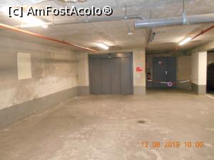[P20] liftul cu care se ajungea în parcarea subterană » foto by zlatna
 - 
<span class="allrVoted glyphicon glyphicon-heart hidden" id="av1116655"></span>
<a class="m-l-10 hidden" id="sv1116655" onclick="voting_Foto_DelVot(,1116655,1740)" role="button">șterge vot <span class="glyphicon glyphicon-remove"></span></a>
<a id="v91116655" class=" c-red"  onclick="voting_Foto_SetVot(1116655)" role="button"><span class="glyphicon glyphicon-heart-empty"></span> <b>LIKE</b> = Votează poza</a> <img class="hidden"  id="f1116655W9" src="/imagini/loader.gif" border="0" /><span class="AjErrMes hidden" id="e1116655ErM"></span>