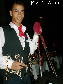 [P18] restaurantul brazilian - carnea o aducea direct de pe frigaruie » foto by ana&cezar
 - 
<span class="allrVoted glyphicon glyphicon-heart hidden" id="av84032"></span>
<a class="m-l-10 hidden" id="sv84032" onclick="voting_Foto_DelVot(,84032,1745)" role="button">șterge vot <span class="glyphicon glyphicon-remove"></span></a>
<a id="v984032" class=" c-red"  onclick="voting_Foto_SetVot(84032)" role="button"><span class="glyphicon glyphicon-heart-empty"></span> <b>LIKE</b> = Votează poza</a> <img class="hidden"  id="f84032W9" src="/imagini/loader.gif" border="0" /><span class="AjErrMes hidden" id="e84032ErM"></span>