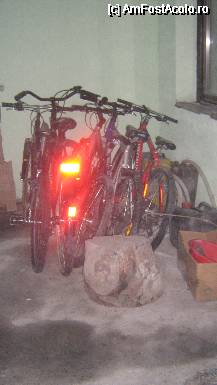 [P12] O parte dintre biciclete, asteptand zile mai bune, spre a fi calarite » foto by Dragoș_MD
 - 
<span class="allrVoted glyphicon glyphicon-heart hidden" id="av52231"></span>
<a class="m-l-10 hidden" id="sv52231" onclick="voting_Foto_DelVot(,52231,1755)" role="button">șterge vot <span class="glyphicon glyphicon-remove"></span></a>
<a id="v952231" class=" c-red"  onclick="voting_Foto_SetVot(52231)" role="button"><span class="glyphicon glyphicon-heart-empty"></span> <b>LIKE</b> = Votează poza</a> <img class="hidden"  id="f52231W9" src="/imagini/loader.gif" border="0" /><span class="AjErrMes hidden" id="e52231ErM"></span>