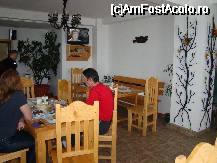 [P06] Tot din sala de mese » foto by rodik
 - 
<span class="allrVoted glyphicon glyphicon-heart hidden" id="av52190"></span>
<a class="m-l-10 hidden" id="sv52190" onclick="voting_Foto_DelVot(,52190,1755)" role="button">șterge vot <span class="glyphicon glyphicon-remove"></span></a>
<a id="v952190" class=" c-red"  onclick="voting_Foto_SetVot(52190)" role="button"><span class="glyphicon glyphicon-heart-empty"></span> <b>LIKE</b> = Votează poza</a> <img class="hidden"  id="f52190W9" src="/imagini/loader.gif" border="0" /><span class="AjErrMes hidden" id="e52190ErM"></span>