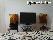 [P14] Cele 2 scaune ingenioase ce incadrau frumos masuta cu TV » foto by dananecula*
 - 
<span class="allrVoted glyphicon glyphicon-heart hidden" id="av87991"></span>
<a class="m-l-10 hidden" id="sv87991" onclick="voting_Foto_DelVot(,87991,1755)" role="button">șterge vot <span class="glyphicon glyphicon-remove"></span></a>
<a id="v987991" class=" c-red"  onclick="voting_Foto_SetVot(87991)" role="button"><span class="glyphicon glyphicon-heart-empty"></span> <b>LIKE</b> = Votează poza</a> <img class="hidden"  id="f87991W9" src="/imagini/loader.gif" border="0" /><span class="AjErrMes hidden" id="e87991ErM"></span>