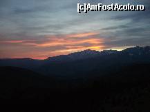 [P14] Apus de soare, pensiunea Valea Mariei, Ranca » foto by ancamariagadea*
 - 
<span class="allrVoted glyphicon glyphicon-heart hidden" id="av81694"></span>
<a class="m-l-10 hidden" id="sv81694" onclick="voting_Foto_DelVot(,81694,1755)" role="button">șterge vot <span class="glyphicon glyphicon-remove"></span></a>
<a id="v981694" class=" c-red"  onclick="voting_Foto_SetVot(81694)" role="button"><span class="glyphicon glyphicon-heart-empty"></span> <b>LIKE</b> = Votează poza</a> <img class="hidden"  id="f81694W9" src="/imagini/loader.gif" border="0" /><span class="AjErrMes hidden" id="e81694ErM"></span>