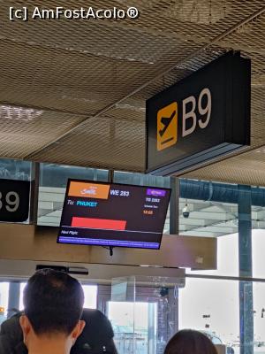[P65] Ne îmbarcăm pentru Phuket » foto by crismis
 - 
<span class="allrVoted glyphicon glyphicon-heart hidden" id="av1357661"></span>
<a class="m-l-10 hidden" id="sv1357661" onclick="voting_Foto_DelVot(,1357661,1769)" role="button">șterge vot <span class="glyphicon glyphicon-remove"></span></a>
<a id="v91357661" class=" c-red"  onclick="voting_Foto_SetVot(1357661)" role="button"><span class="glyphicon glyphicon-heart-empty"></span> <b>LIKE</b> = Votează poza</a> <img class="hidden"  id="f1357661W9" src="/imagini/loader.gif" border="0" /><span class="AjErrMes hidden" id="e1357661ErM"></span>