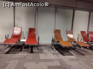 [P91] Aeroportul Hamad Doha; camera de odihnă » foto by crismis
 - 
<span class="allrVoted glyphicon glyphicon-heart hidden" id="av1357687"></span>
<a class="m-l-10 hidden" id="sv1357687" onclick="voting_Foto_DelVot(,1357687,1769)" role="button">șterge vot <span class="glyphicon glyphicon-remove"></span></a>
<a id="v91357687" class=" c-red"  onclick="voting_Foto_SetVot(1357687)" role="button"><span class="glyphicon glyphicon-heart-empty"></span> <b>LIKE</b> = Votează poza</a> <img class="hidden"  id="f1357687W9" src="/imagini/loader.gif" border="0" /><span class="AjErrMes hidden" id="e1357687ErM"></span>